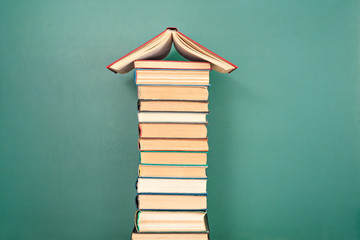 小学语文核心素养的四个维度是什么？