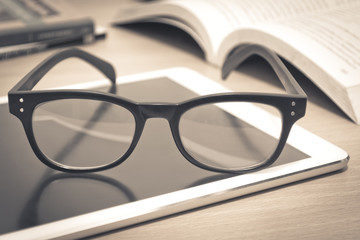 求因为好奇心而发明出东西的科学家